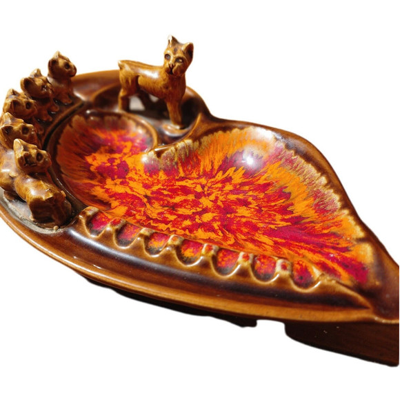 California Pottery MCM Signed  Ashtray Gold Red Orange Drip Boxer Dogs - Picture 4 of 14